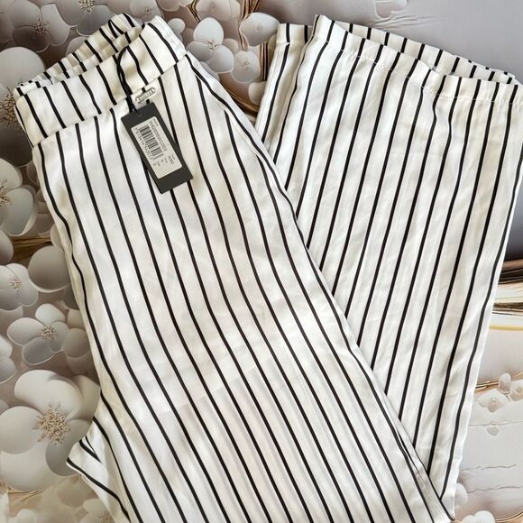 Guess casual striped pants size small - Picture 6 of 7